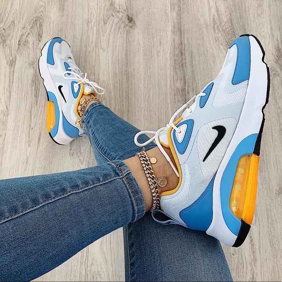 Nike Shoes - Nike air max 200 sneakers